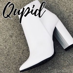 NEW Qupid Signal White Heeled Lug Sole Bootie